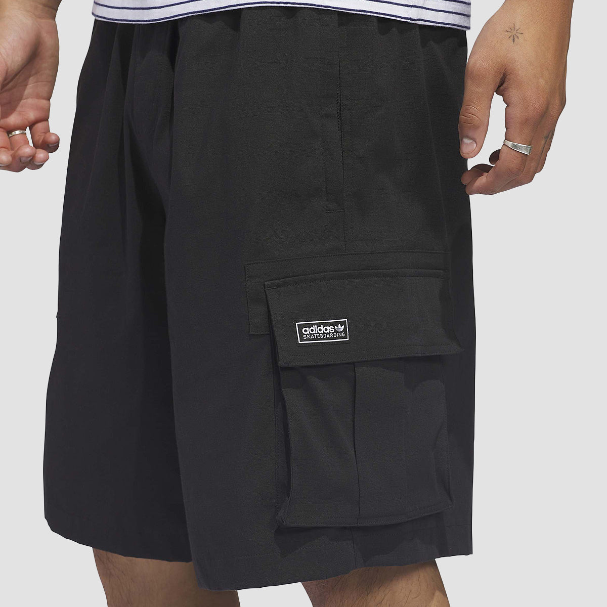 adidas Skateboarding Cargo Shorts Black/Black