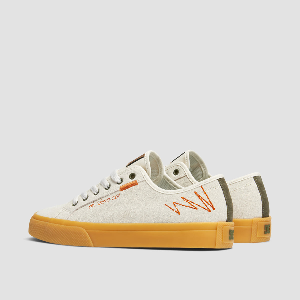 DC Manual LE Shoes - Tan/Gum