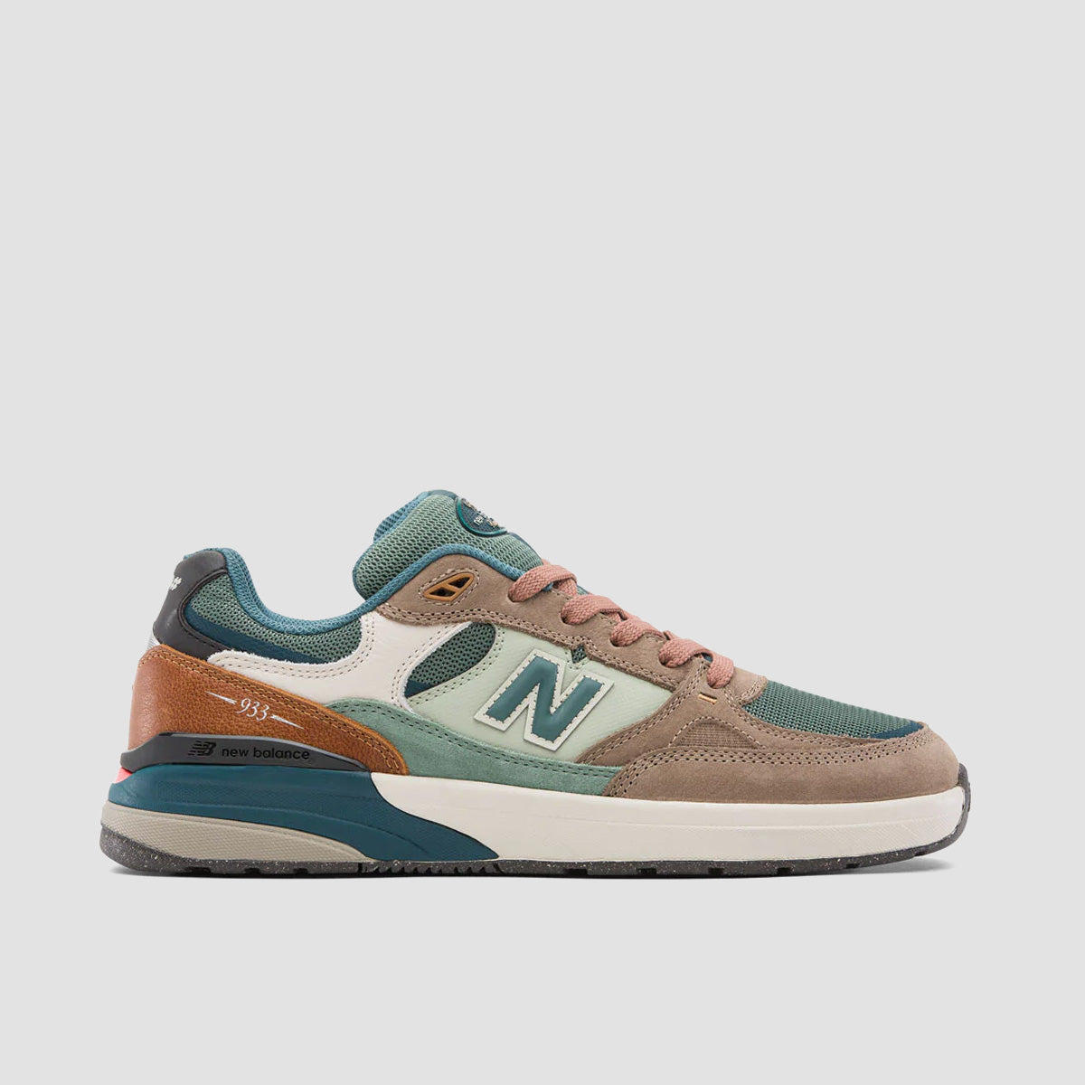 New Balance Numeric Andrew Reynolds 933 Shoes - Mushroom/New Spruce