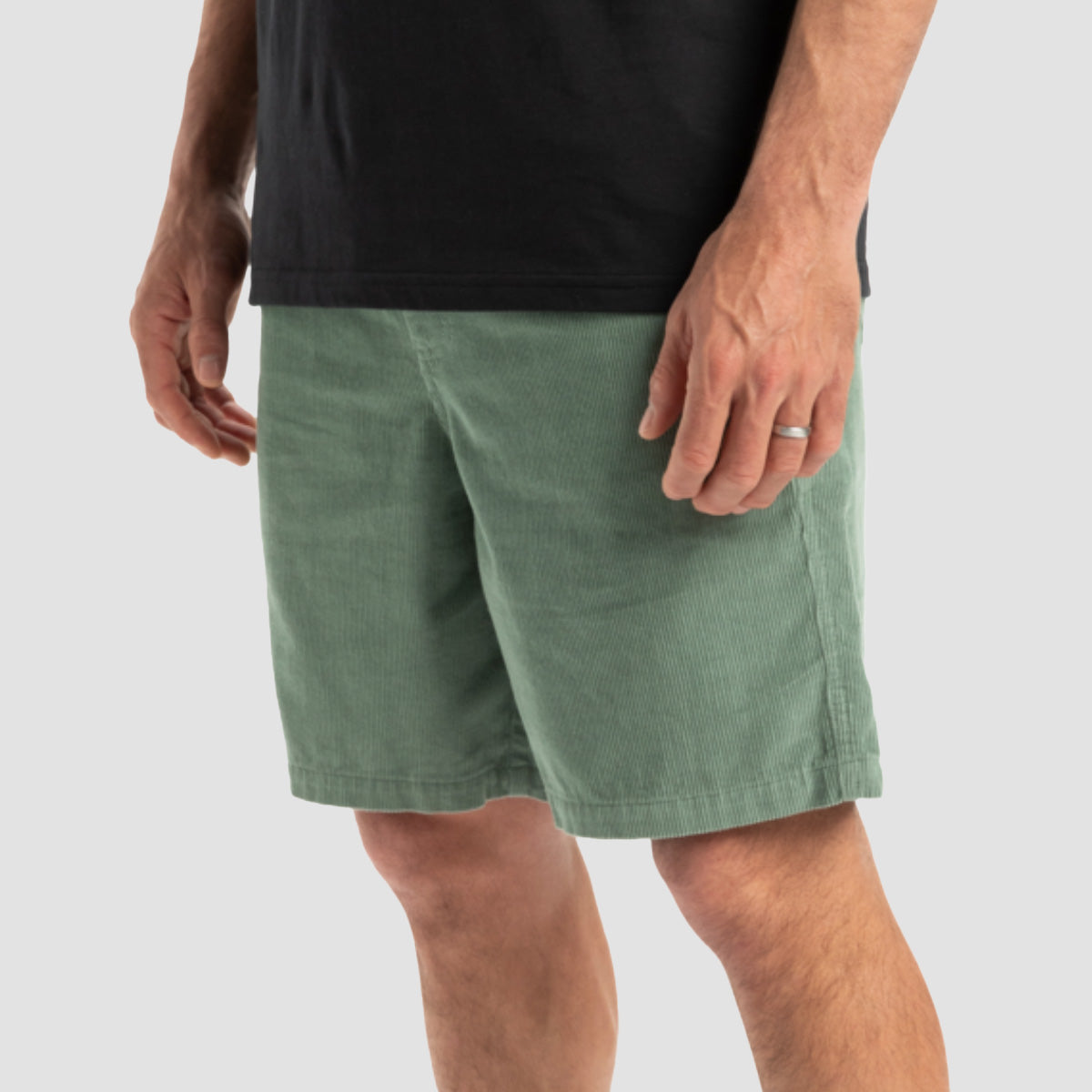 Quiksilver Taxer Corduroy Shorts Chinois Green