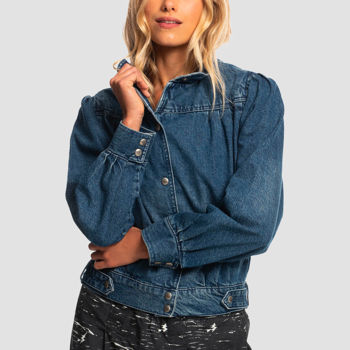 Quiksilver denim skirt hotsell