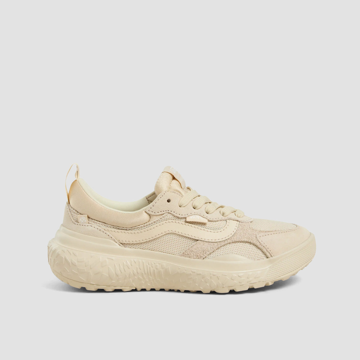 Vans MTE Ultrarange Neo VR3 Shoes - Cream