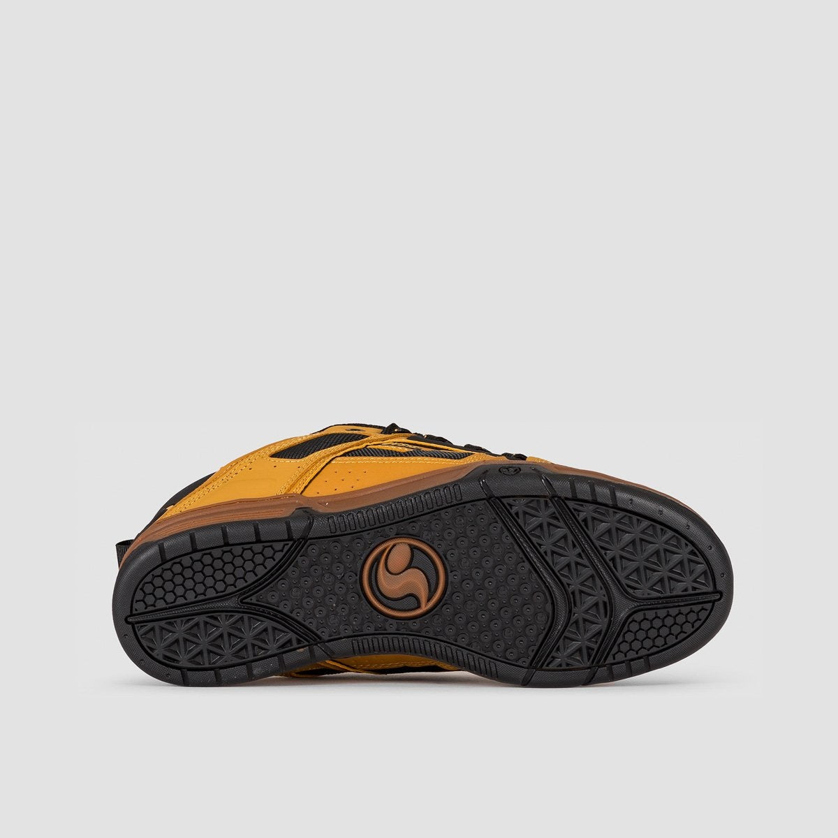 DVS Comanche Chamois/Black/Gum Nubuck - Footwear