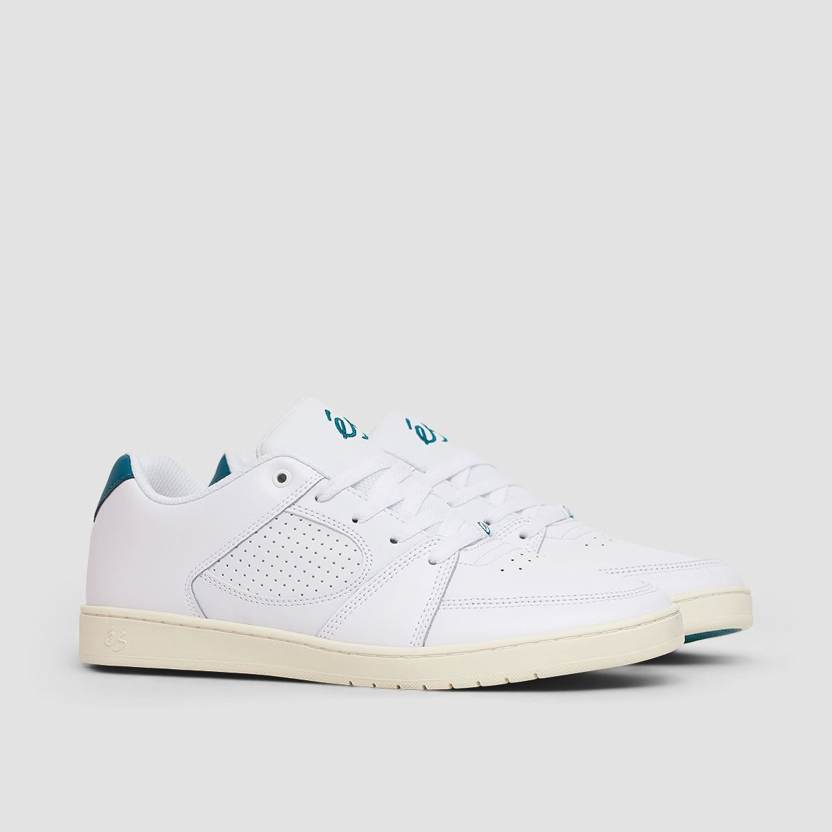 eS Accel Slim Shoes - White/Tan