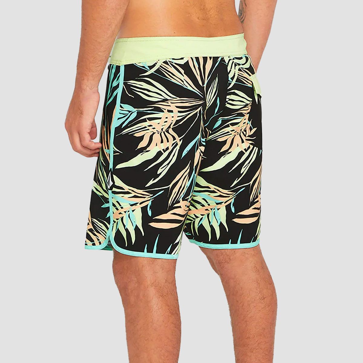 Volcom Bleeding Leaf Mod 18" Boardshorts Black