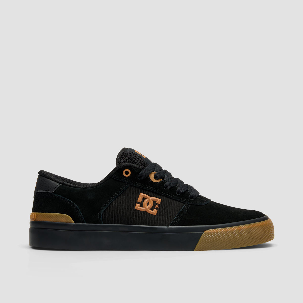 DC Teknic S Shoes - Black/Black/Gum
