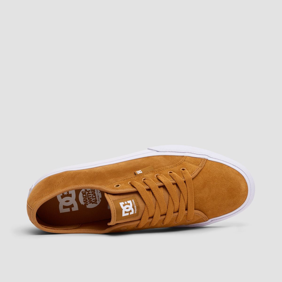 DC Manual LE Shoes - Wheat/White