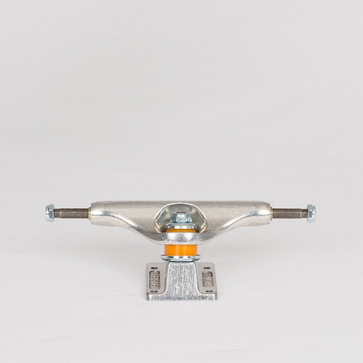 Independent Stage-11 139 Standard Skateboard Trucks 1 Pair Polished Silver - 8.00"