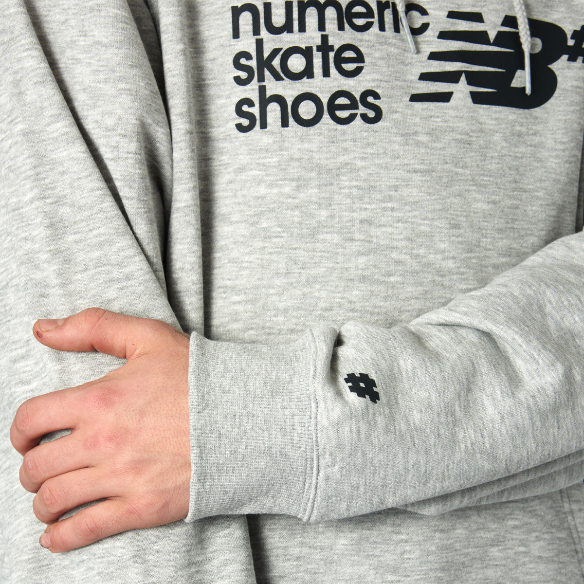 New Balance Logo Pullover Hoodie Athletic Grey