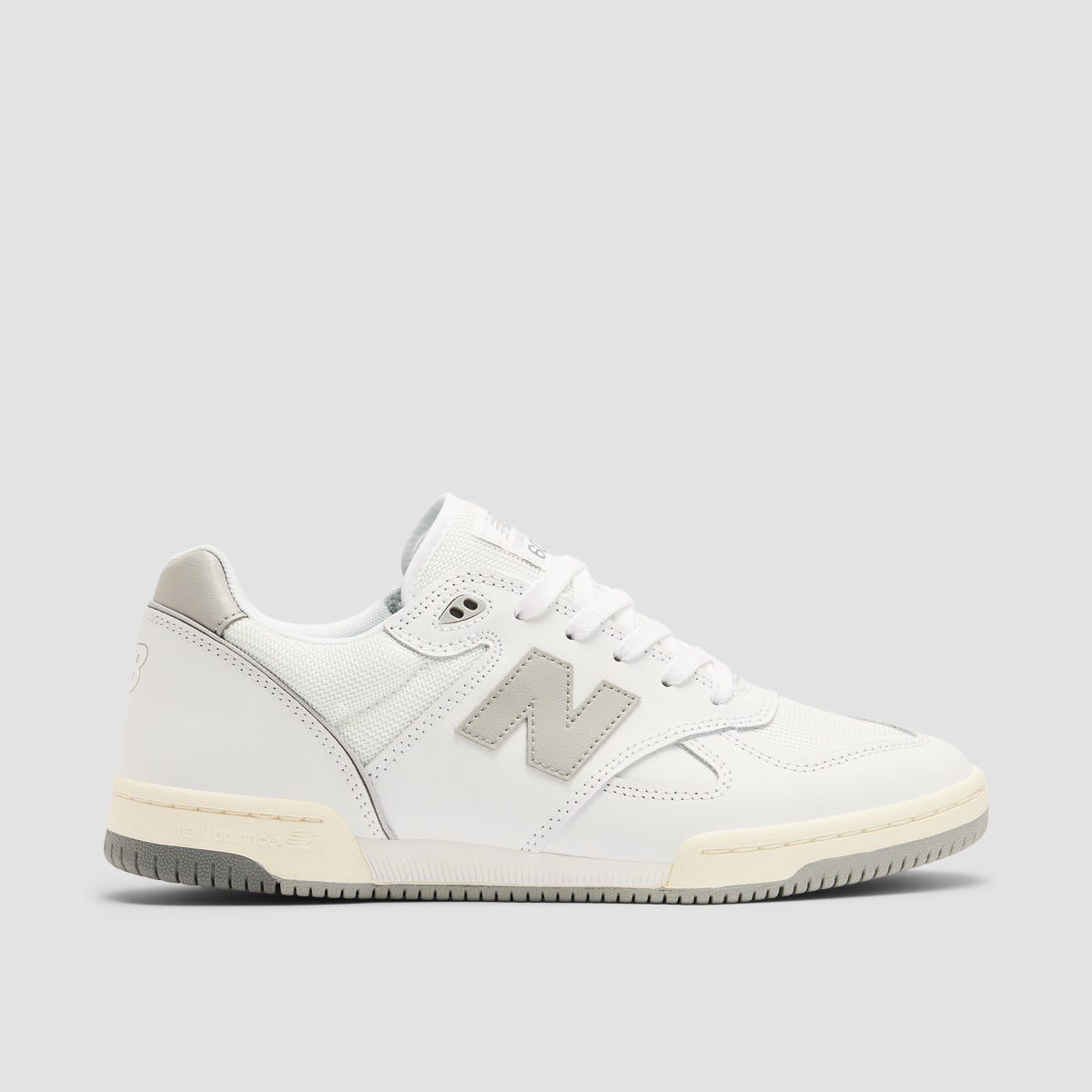 New Balance Numeric 600 Tom Knox Shoes - White/Rain Cloud