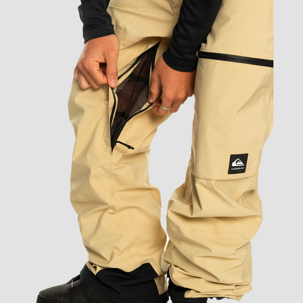 Quiksilver Altostratus Stretch Gore-Tex Snow Bib Pants Pale Khaki