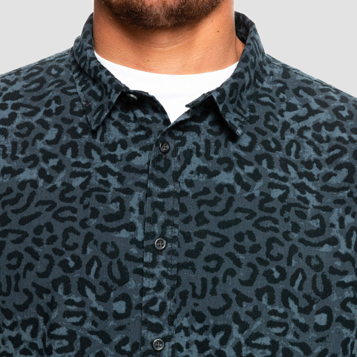 Quiksilver Authentic Influenced Short Sleeve Shirt Tarmac Saturn