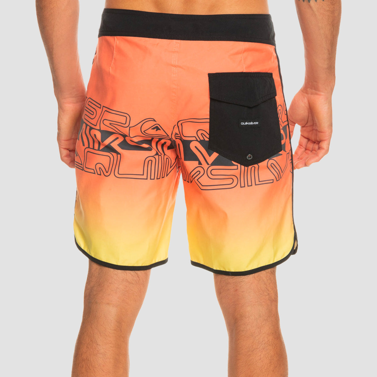 Quiksilver Everyday Scallop 19" Boardshorts Fresh Salmon