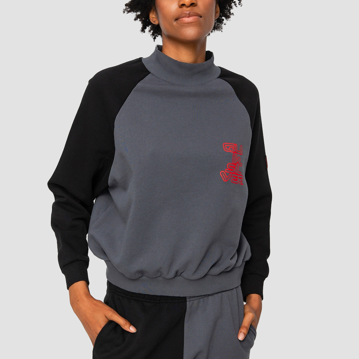 Quiksilver x Stranger Things Upside Down Oversized Sweatshirt Iron Gate - Womens