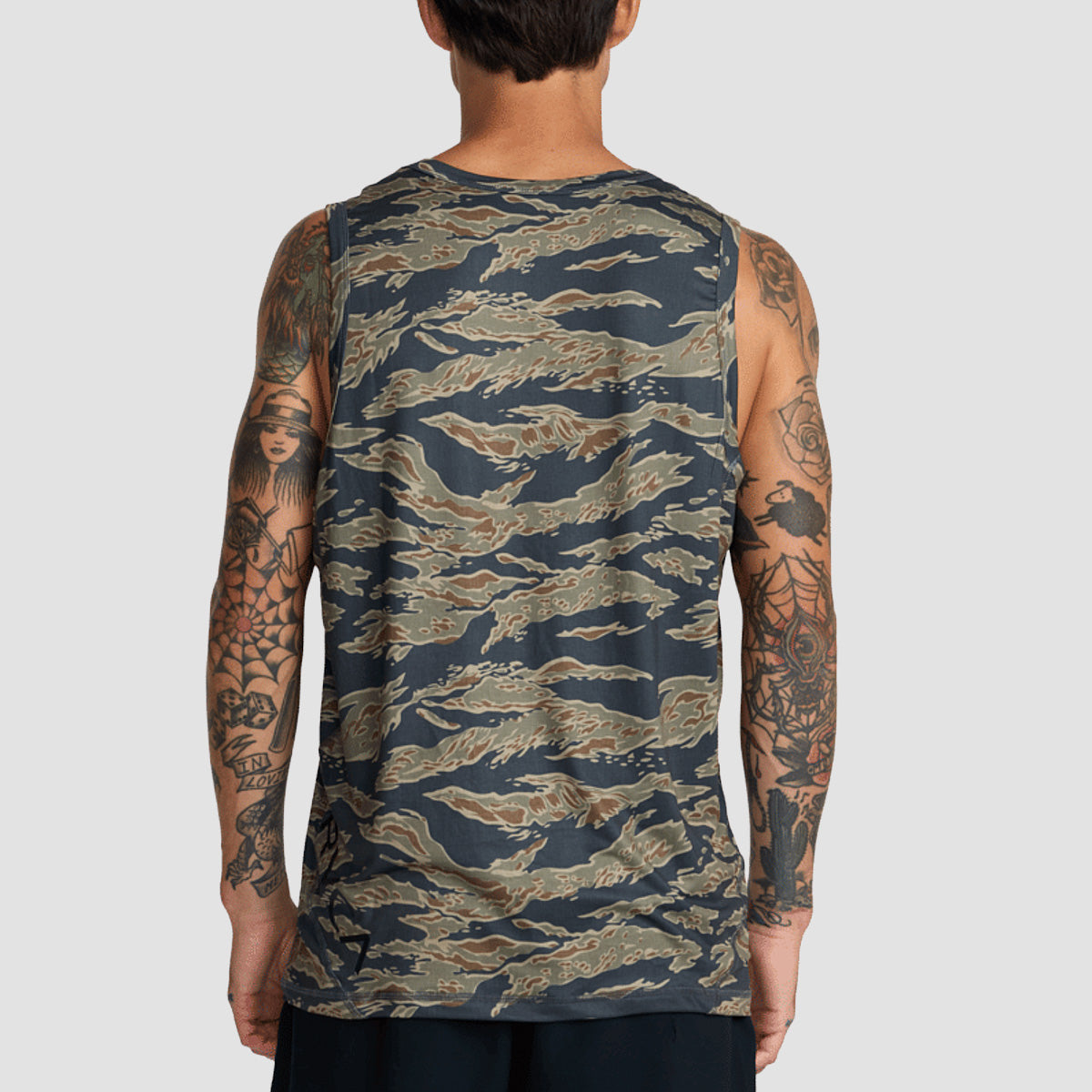 RVCA VA Sport Vent Vest Tiger Camo