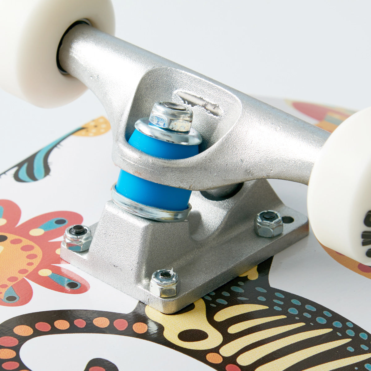 Tricks Muertos Skateboard - 7.375"