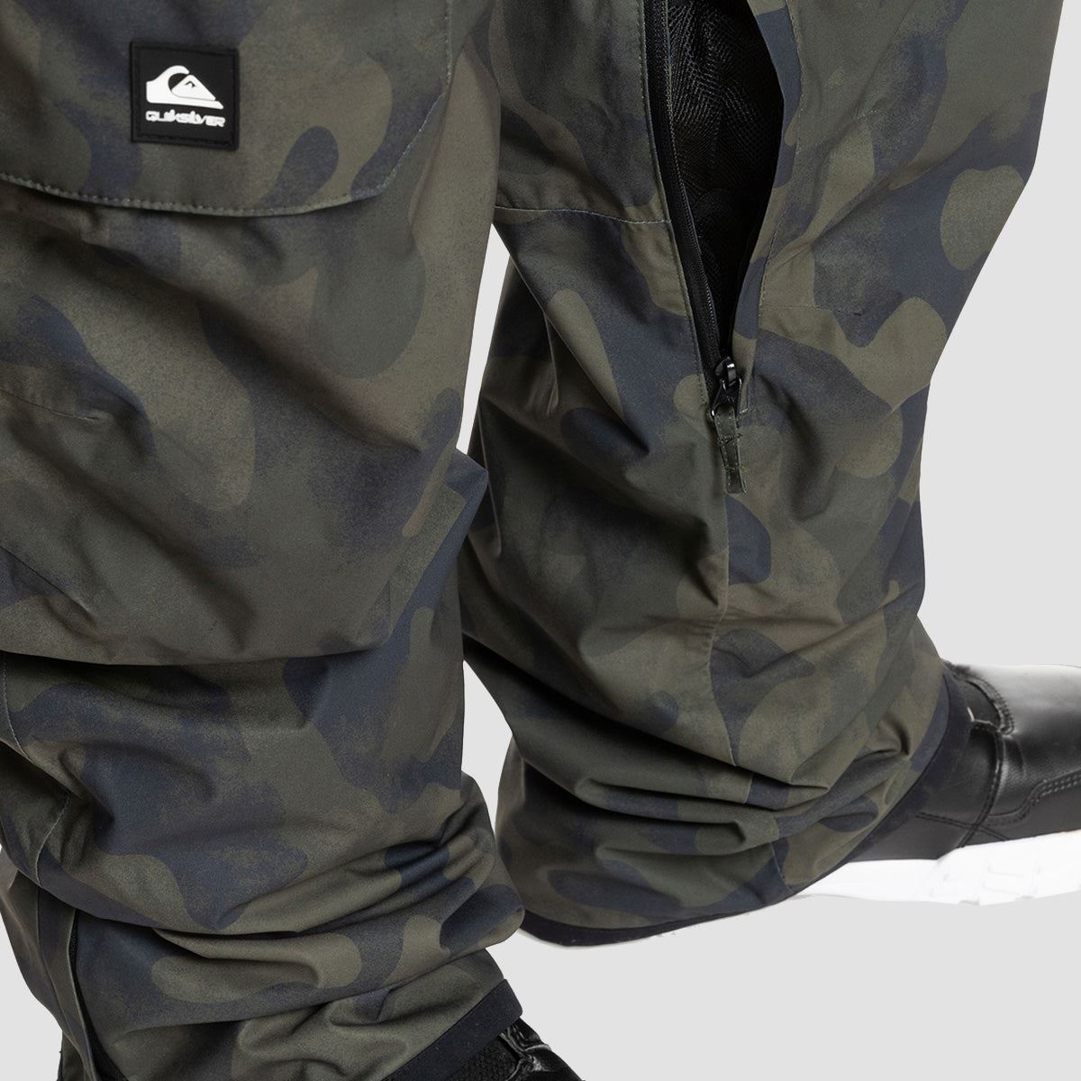 Quiksilver Utility Snow Bib Pants Fade Out Camo